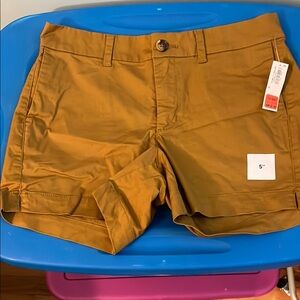 Women’s Mustard Shorts NWT